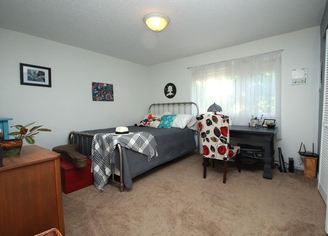 Main floor bedroom | Image 9