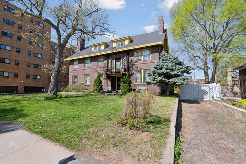 2110 1st Ave S, Minneapolis, MN, 55404-2536 | Card Image