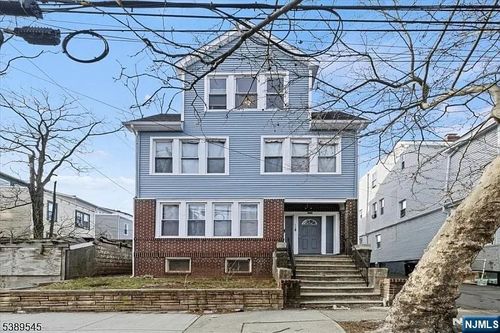 107 Schuyler Ave, Newark, NJ, 07112-1818 | Card Image