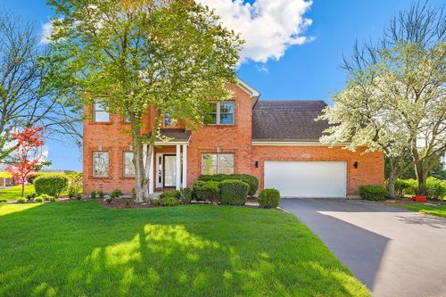 1004 Hamlet Rd, Naperville, IL, 60564-4153 | Card Image