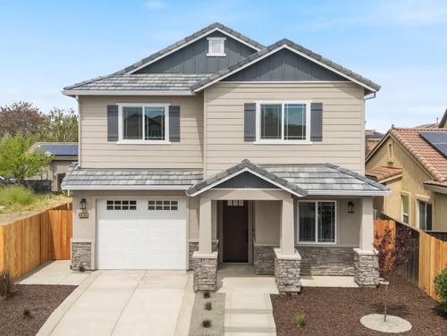 2205 Armus Street, Woodland, CA, 95776 | Card Image