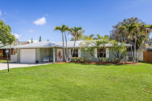 687 Ne Maranta Terrado, JENSEN BEACH, FL, 34957-6614 | Card Image