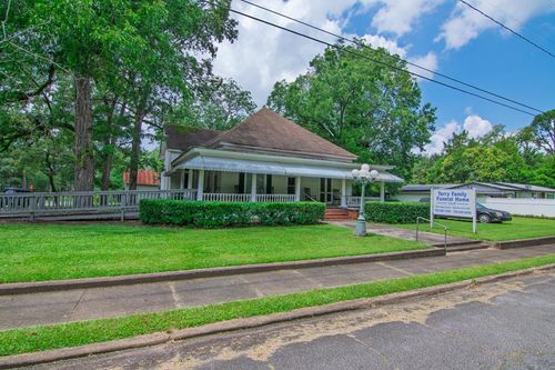144 College Ave, Talbotton, GA, 31827-2604 | Card Image