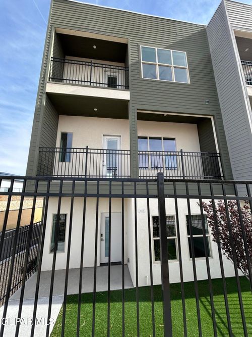 1-201 Desert Pass St, El Paso, TX, 79912 | Card Image