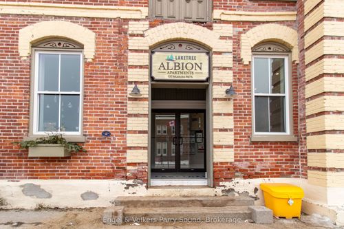 100 Muskoka Rd N, Gravenhurst, ON, P1P1S4 | Card Image