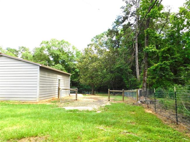 1305 Boyd Rd, Home with 3 bedrooms, 2 bathrooms and 2 parking in Bronson TX | Image 26