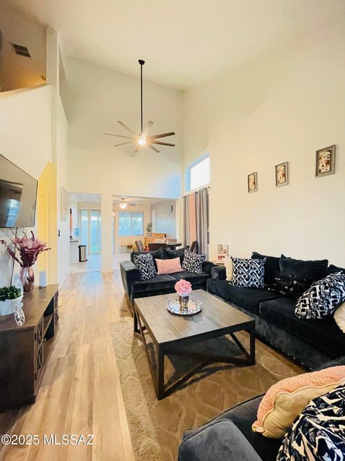 6385 E Boldin Drive, Tucson, AZ, 85756 | Card Image