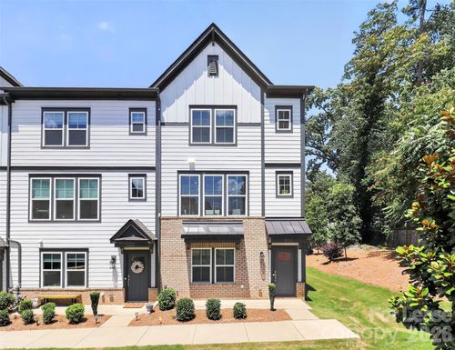 5046 Nestling Spring St, Charlotte, NC, 28205-7067 | Card Image