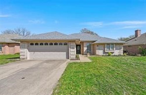 3904 Blue Pond Cir, Fort Worth, TX, 76123-1342 | Card Image