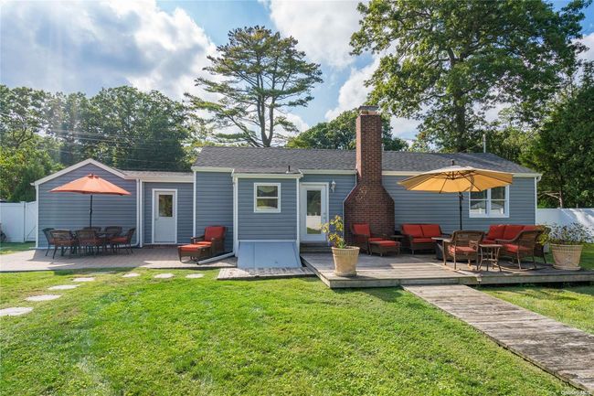 Spacious Back Patio | Image 21