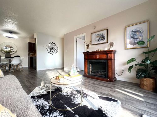 104-8775 Cartier St, Vancouver, BC, V6P4V3 | Card Image