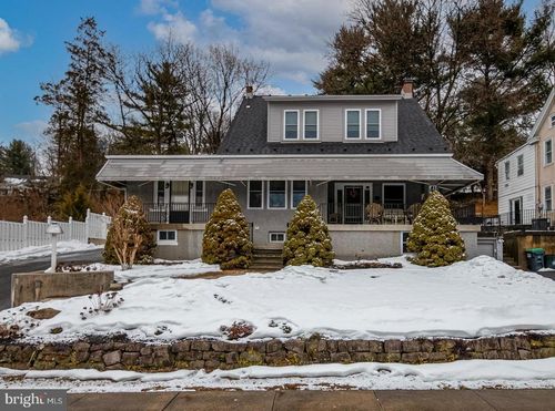 41 Park Rd, READING, PA, 19609-1723 | Card Image