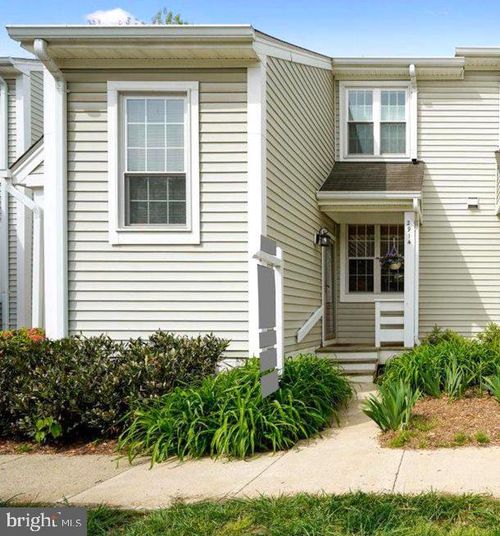 2914 Yarling Ct, FALLS CHURCH, VA, 22042-4473 | Card Image