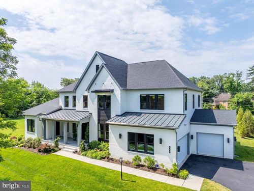 665 Stratford Hill Ct, GREAT FALLS, VA, 22066-2669 | Card Image