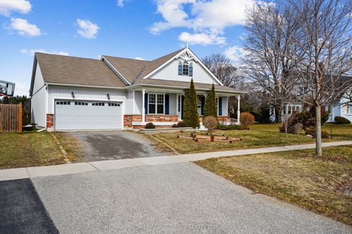 378 Lakeshore Rd, Port Hope, ON, L1A0A4 | Card Image