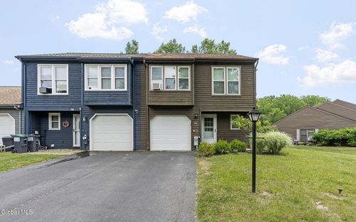 76 Westchester Dr, Clifton Park, NY, 12065-7522 | Card Image