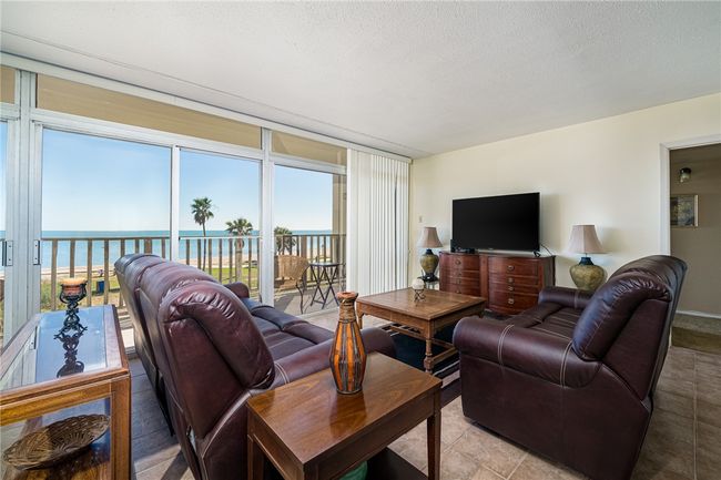 Spacious and bright | Image 4