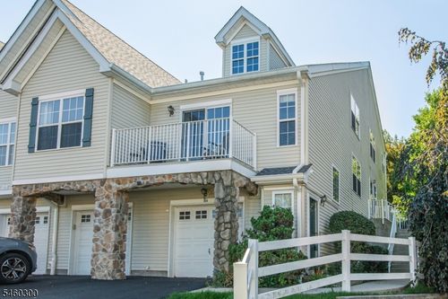 904 Wendover Ct, Randolph, NJ, 07869-1642 | Card Image