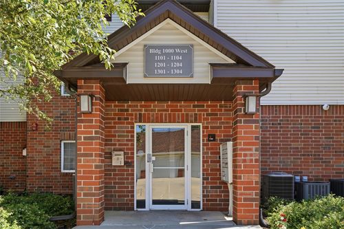 1104-6440 Ep True Pkwy, West Des Moines, IA, 50266-5248 | Card Image