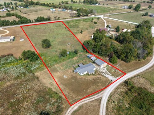 130 Maple Dr, Conway, MO, 65632-9220 | Card Image