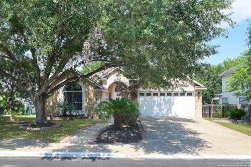 2155 N Ranch Estates Blvd, New Braunfels, TX, 78130-9078 | Card Image