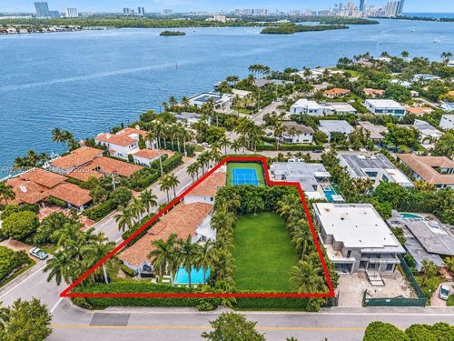 10031 W Broadview Dr, Bay Harbor Islands, FL, 33154-1131 | Card Image