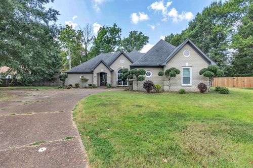 8371 Whitesmills Cv, Cordova, TN, 38016-5149 | Card Image