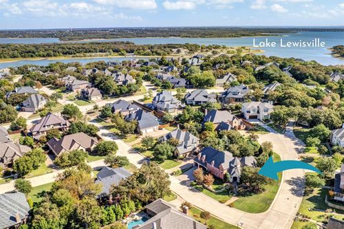 807 Timberline Dr, Highland Village, TX, 75077-1870 | Card Image