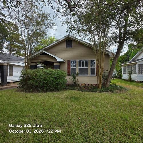 2405 Myrtle St, Alexandria, LA, 71301-5152 | Card Image
