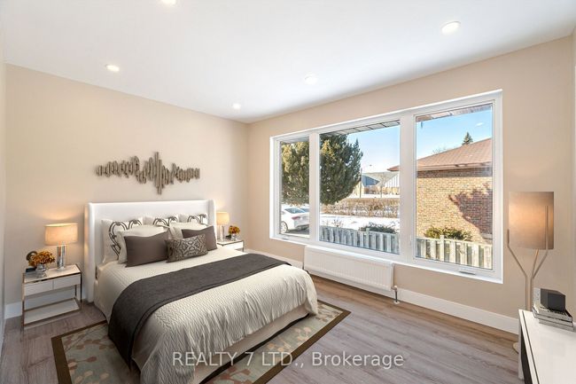 UNIT-2 - 25 Templar Dr, Home with 1 bedrooms, 1 bathrooms and 1 parking in Etobicoke ON | Image 4