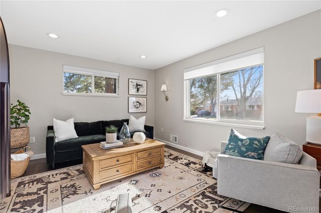 6537 S Lee Ct, House other with 5 bedrooms, 3 bathrooms and 2 parking in Centennial CO | Image 4