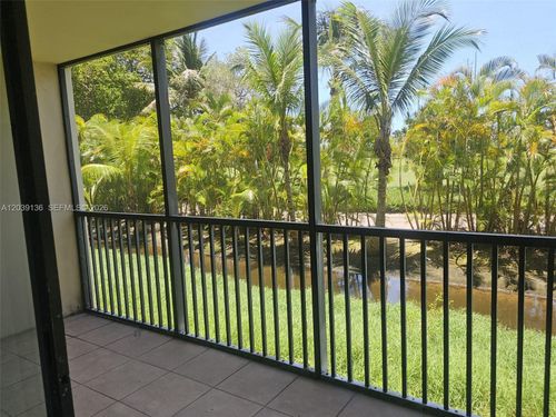 107-20335 W Country Club Dr, Aventura, FL, 33180-1600 | Card Image
