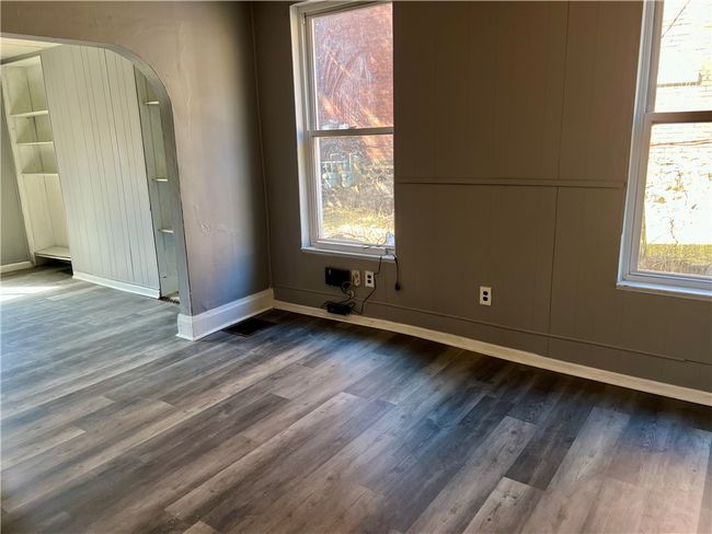 610 Middle Ave, Townhouse with 5 bedrooms, 1 bathrooms and 4 parking in Wilmerding PA | Image 14