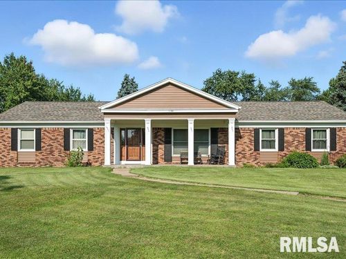 1134 W 53rd St, Davenport, IA, 52806-2401 | Card Image