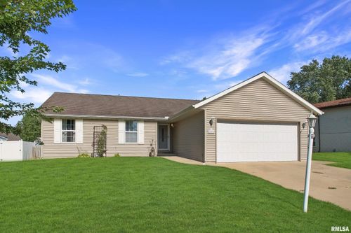 409 High Oak Dr, East Peoria, IL, 61611-1465 | Card Image