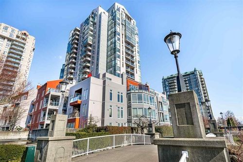 902-8 Laguna Court, New Westminster, BC, V3M6M6 | Card Image