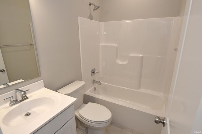 4764 Chelmsford Dr, House other with 3 bedrooms, 2 bathrooms and null parking in Newburgh IN | Image 11