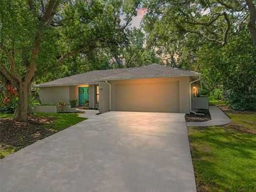 39 Bishop Creek Dr, Safety Harbor, FL, 34695-5432 | Card Image