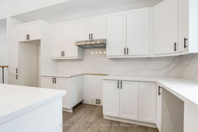 2244 Champlain Rd, House other with 3 bedrooms, 2 bathrooms and 6 parking in Tiny ON | Image 15