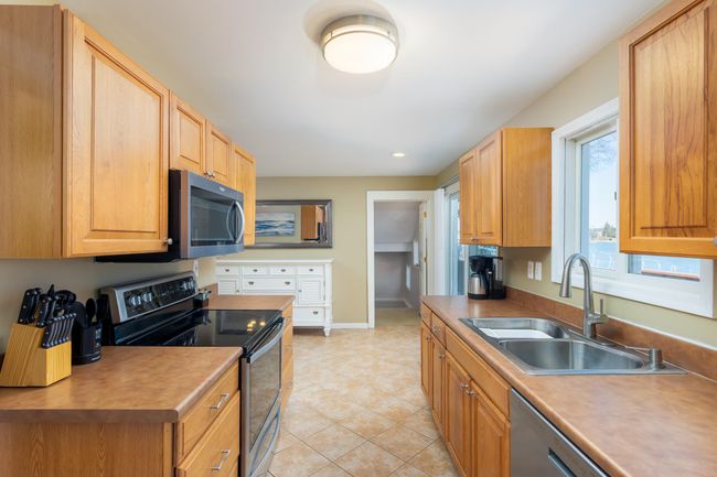 9638 Main St, House other with 3 bedrooms, 3 bathrooms and null parking in Whitmore Lake MI | Image 10