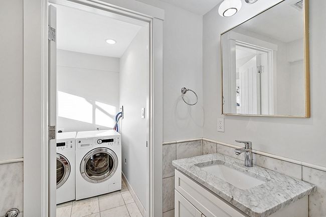 APT-2 - 29 Central St, Condo with 2 bedrooms, 2 bathrooms and 2 parking in Manchester MA | Image 20