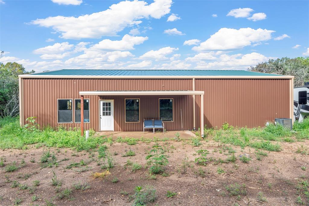 Lakeshore Trl, Whitney, TX 76692