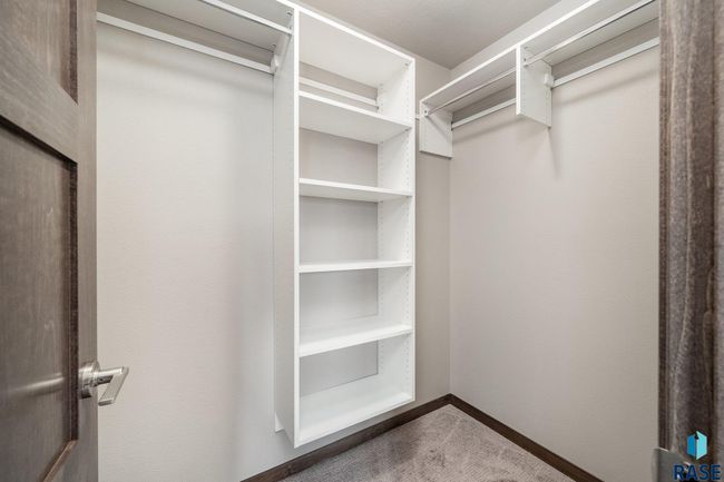 804 N Juniper St, House other with 3 bedrooms, 2 bathrooms and null parking in Lennox SD | Image 15
