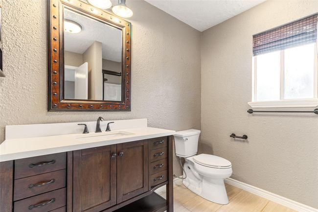 Primary Bathroom | Image 15