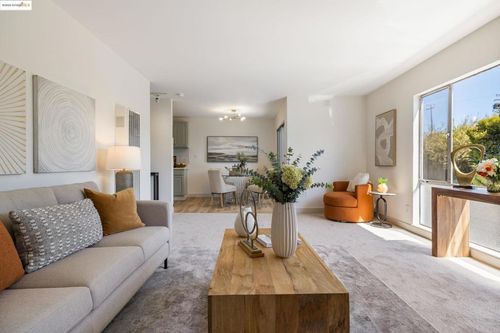 apt-206-3877 Howe St, Oakland, CA, 94611-5340 | Card Image
