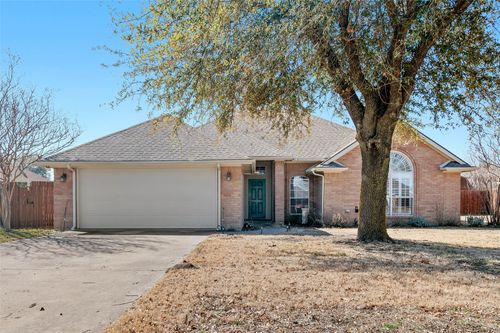 807 Birch Cir, Van Alstyne, TX, 75495-3380 | Card Image