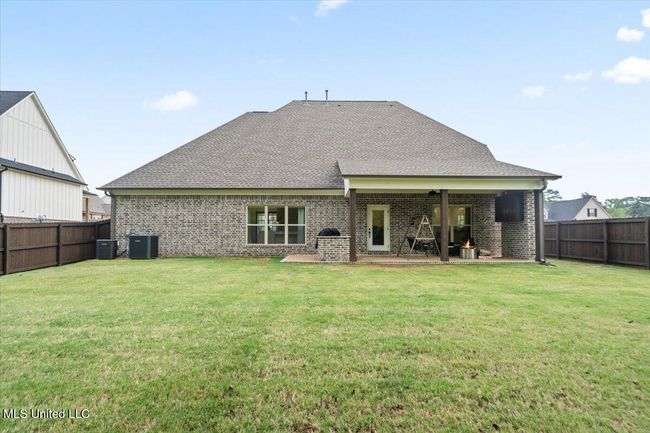 Backyard | Image 25