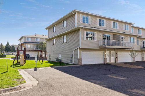 f-1587 County Road D E, Maplewood, MN, 55109-5338 | Card Image