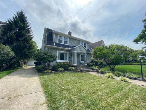 110 Dell Park Ave, Oakwood, OH, 45419-1337 | Card Image