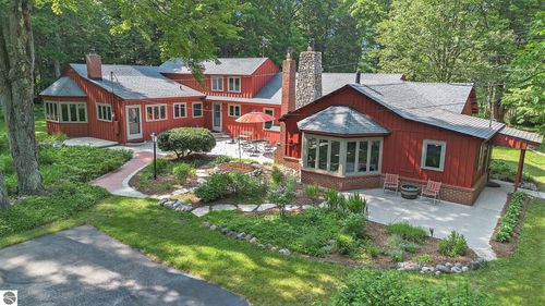 7822 W Welch Rd, Empire, MI, 49630-9716 | Card Image